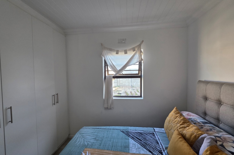 2 Bedroom Property for Sale in Westridge Western Cape